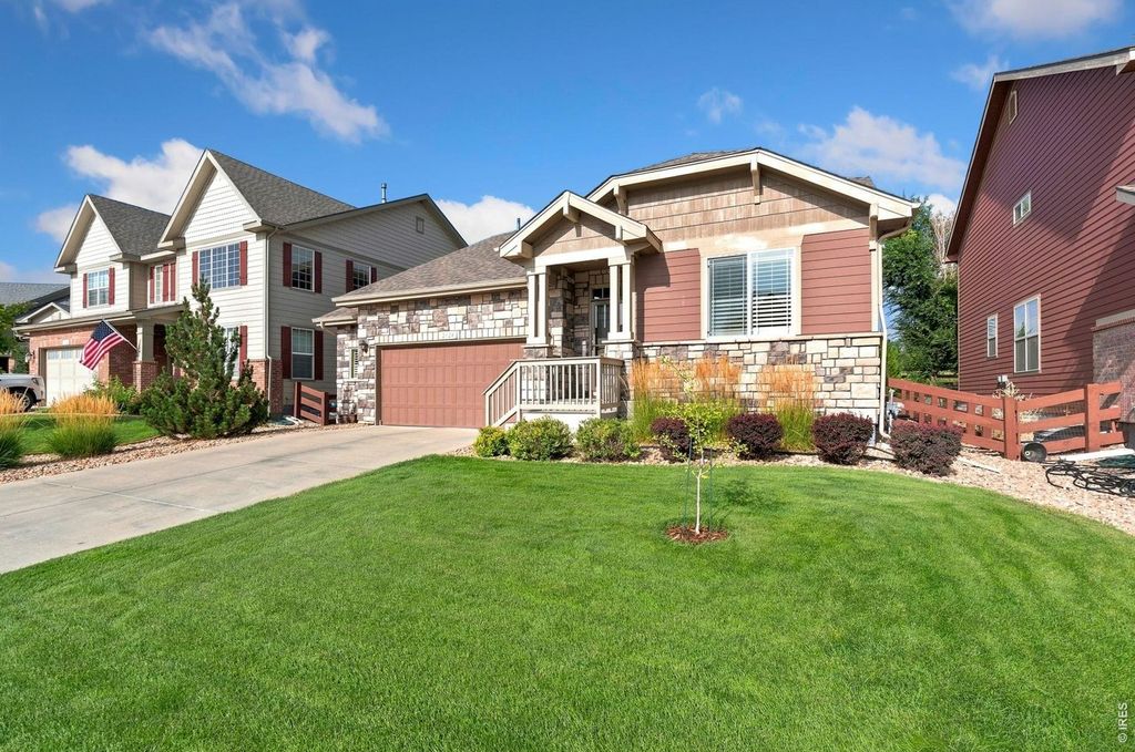 2124 Longfin Ct