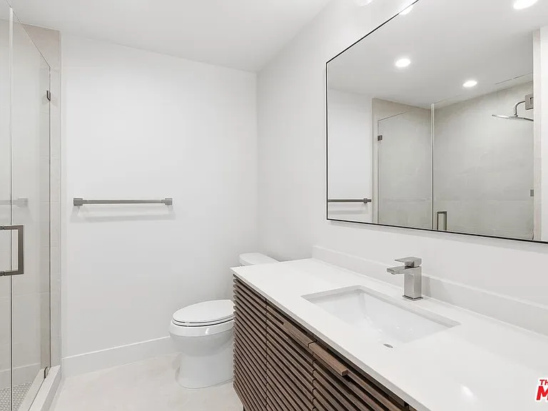 515 Ocean Ave #304N — Photo 22