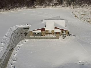 1713 Boelter Estates Dr NW, Rochester, MN 55901