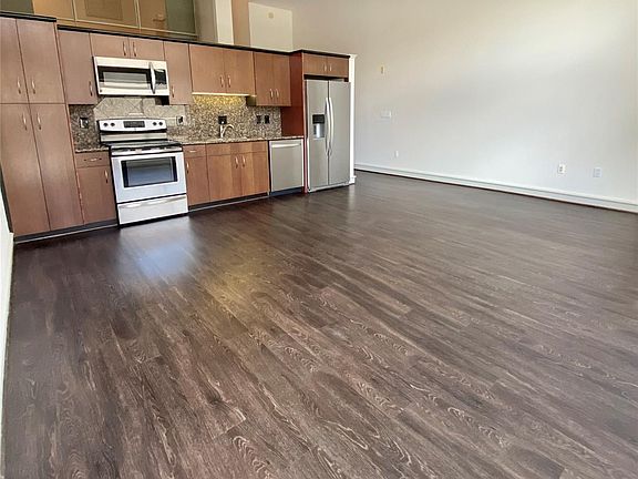 2nd image of 3311 Yupon St APT 315