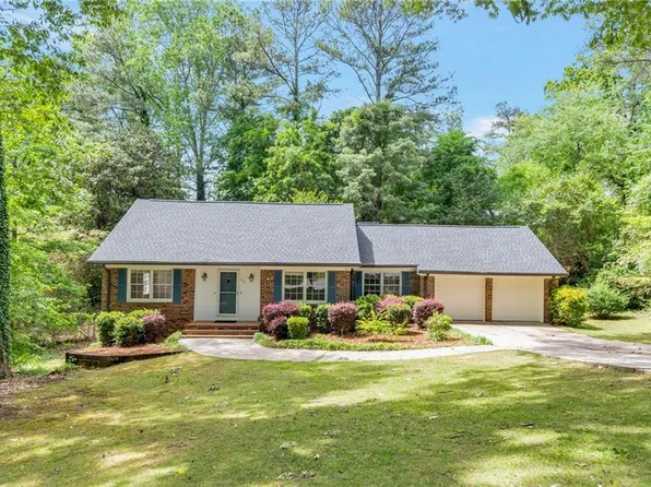 180 Dublin Ct SW, Mableton, GA 30126