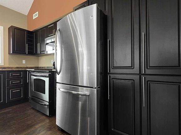 5th image of 160 S Moberly Rd #411