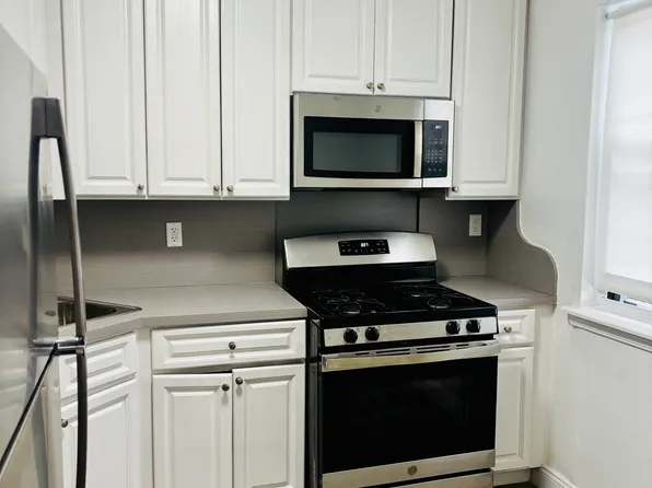 61-52 223rd Pl #A, Oakland Gardens, NY 11364