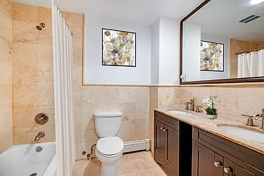 Rented by R New York