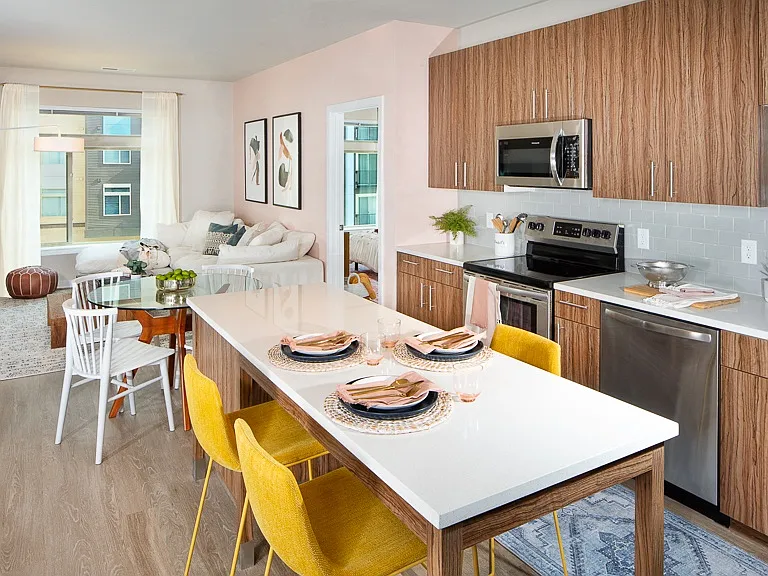 Scout on the Circle Apartments — Photo 1