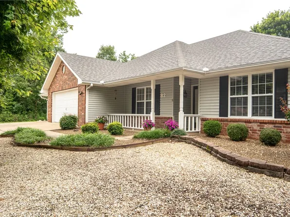 82 Magrath Dr, Bella Vista, AR 72715