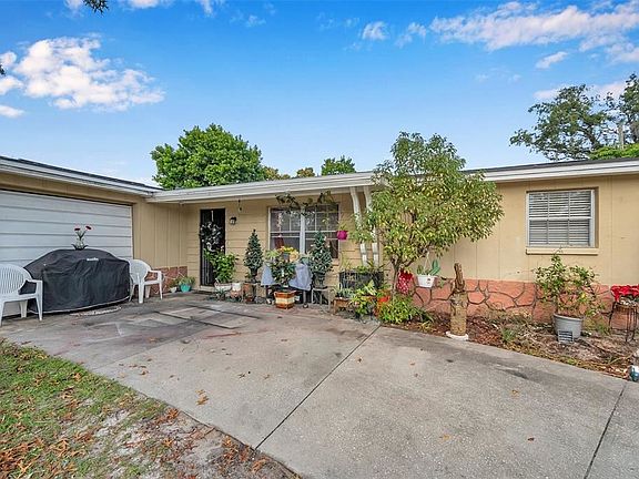2nd image of 4405 Beacon Square Dr