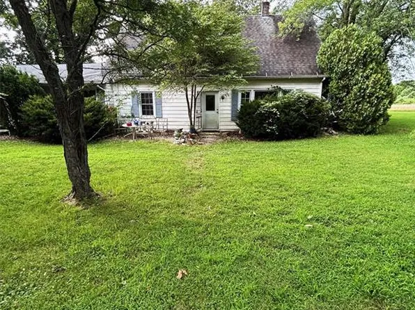 427 5139th Pike, Middletown, MO 63359
