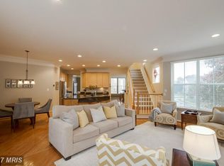 43119 Hunters Green Sq, Ashburn, VA 20148