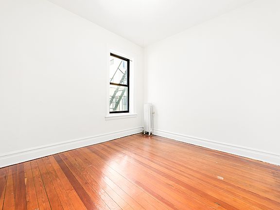 3rd image of 3086 32nd St APT 16