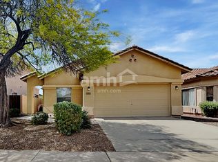 2567 W Amber Sun Dr, Phoenix, AZ 85085
