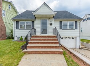 133 Livingston Rd, Linden, NJ 07036