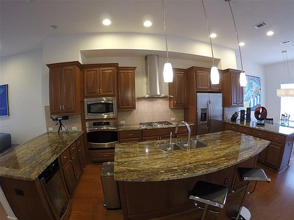 4th image of 5421 Hidalgo St Unit C