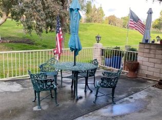 861 Saint Andrews Dr, Upland, CA 91784