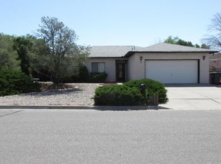 10016 Caddie St NW, Albuquerque, NM 87114