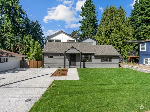 11535 38th Avenue NE, Seattle, WA 98125