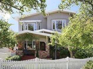 725 Crossway Rd, Burlingame, CA 94010