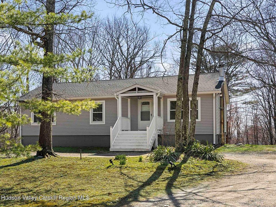 1st image of 270 Ridgeview Road