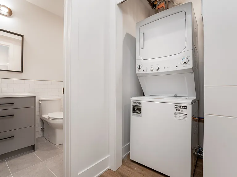 85 Rosemount Ave #C — Photo 11