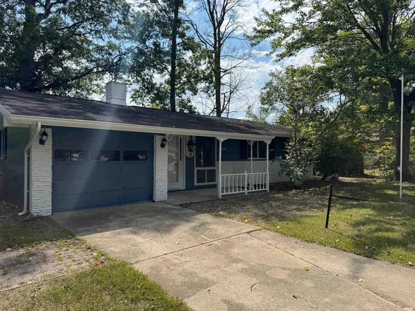 8314 Sunny Ln, Fort Wayne, IN 46835