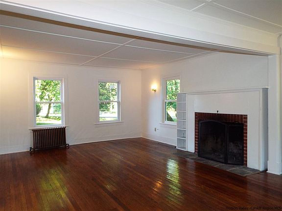 5th image of 120 Malden Tpke
