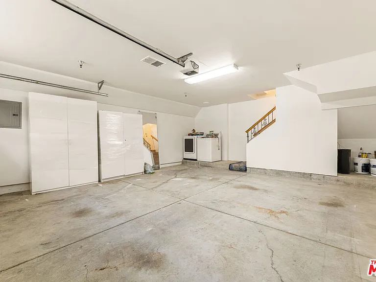 11738 Valley View Ave #1 — Photo 34
