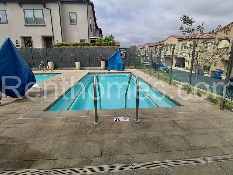 10835 Wendy Way — Photo 45