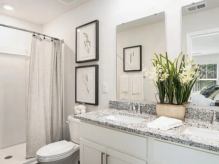 527 Gemstone Blvd - 1 — Photo 4