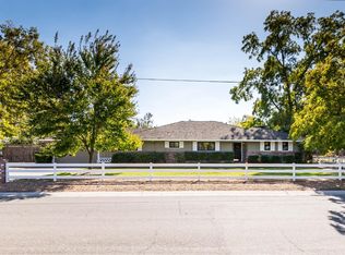 5007 Del Rio Rd, Sacramento, CA 95822