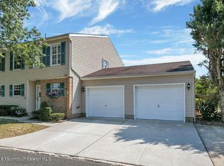 69 Willow Ln, Spring Lake, NJ 07762