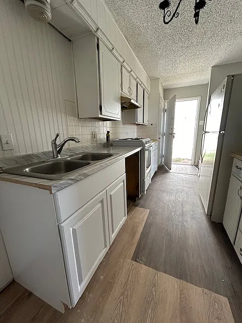 1505 Bradley Street - C — Photo 3