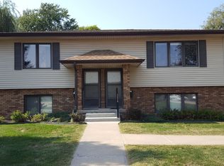 2620 S 10th St #A, Council Bluffs, IA 51501