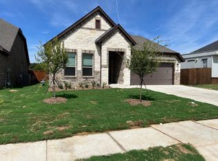 1216 Collett Sublett Rd, Kennedale, TX 76060