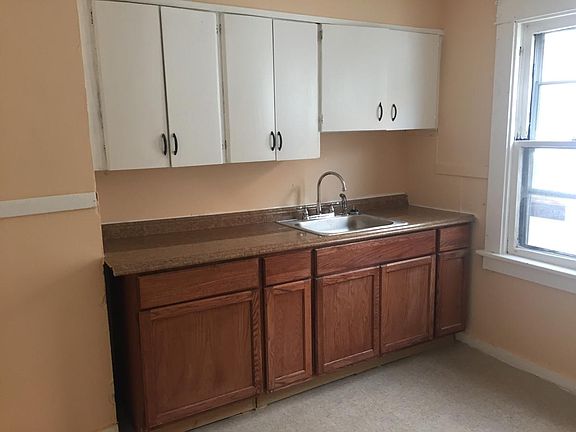 2nd image of 1152 Kensington Ave