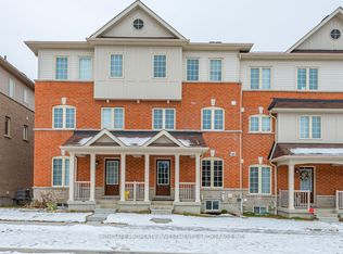 27 Mortlock St, Ajax, ON L1Z0T1