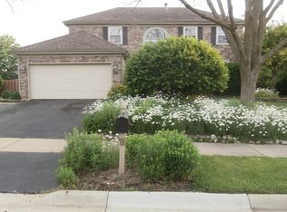 1209 Saratoga Dr, Carol Stream, IL 60188