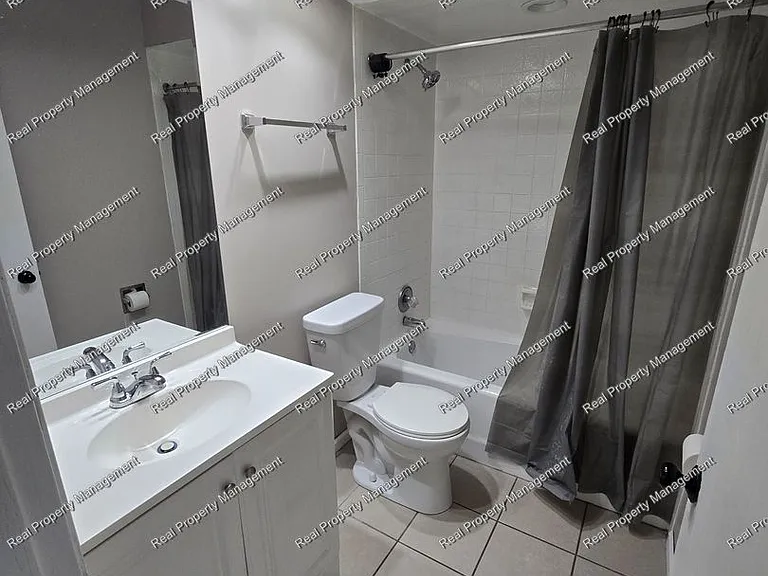 1315 Brookside Dr #A — Photo 13