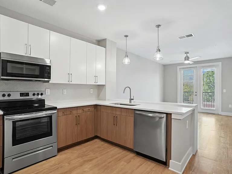 StationTwo22 Apartments — Photo 25