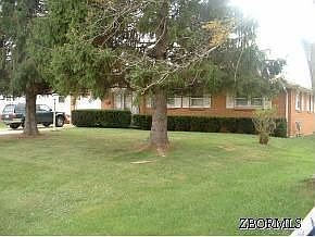1st image of 1098 Pfeifer Dr