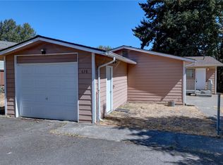 658 Taylor Ave NW, Renton, WA 98057