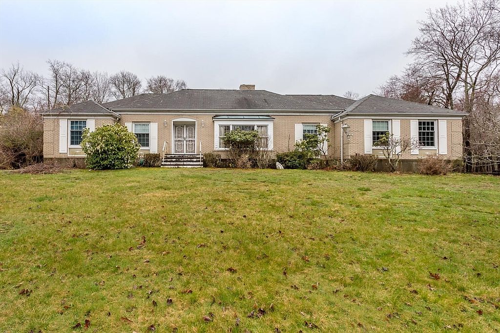 77 Neponset Valley Pkwy, Milton, MA 02186 Zillow