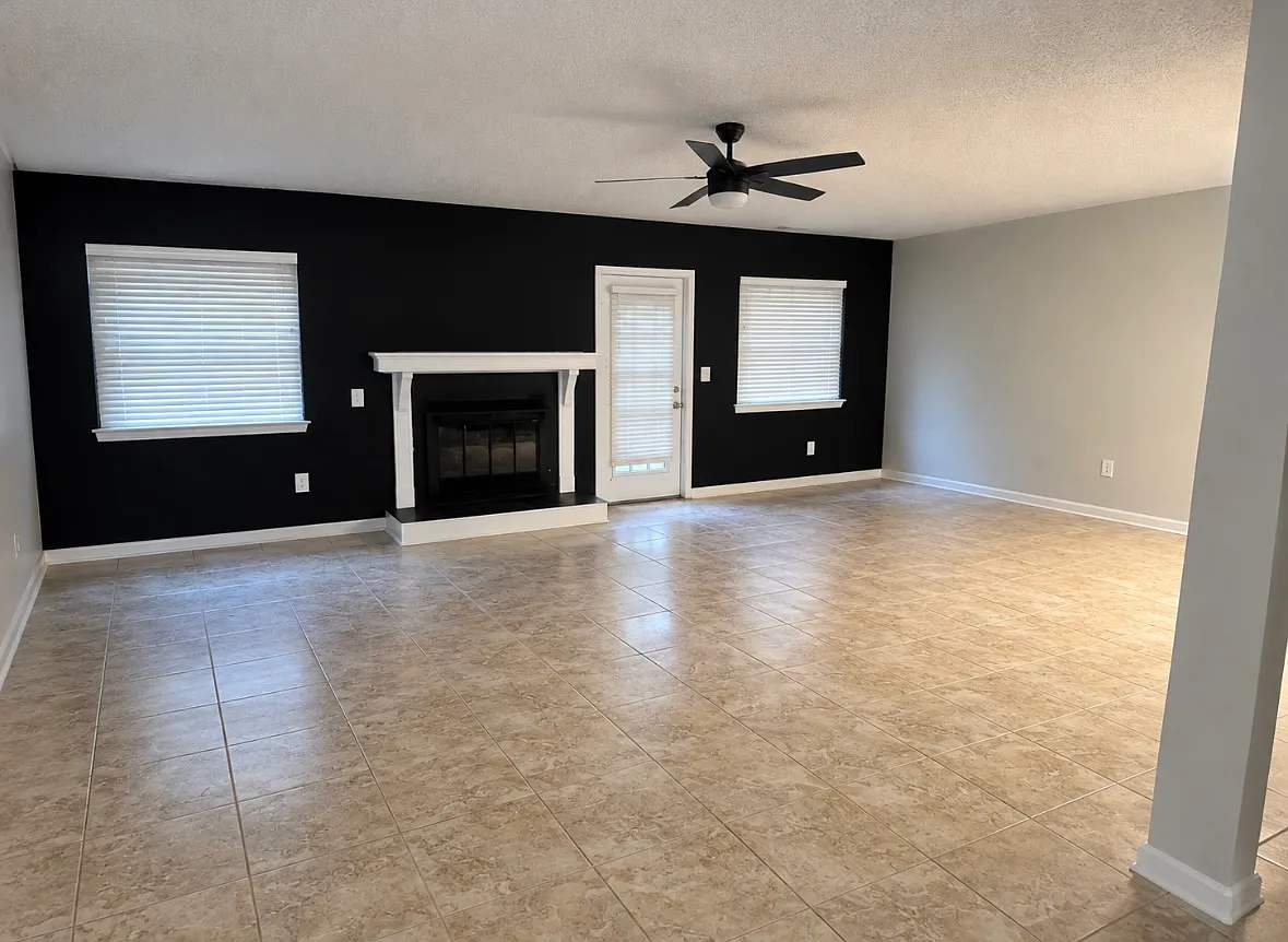 2 bed, 2.5 bath, 1716 sqft, $2,900 — Photo 3