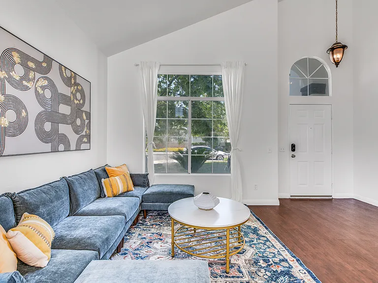 7642 Northrop Dr — Photo 24