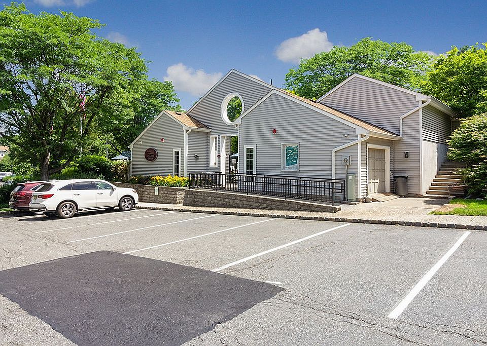 17 Regency Cir, Englewood, NJ 07631 Zillow