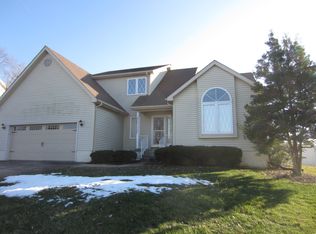 207 Castle Blvd, Paris, KY 40361