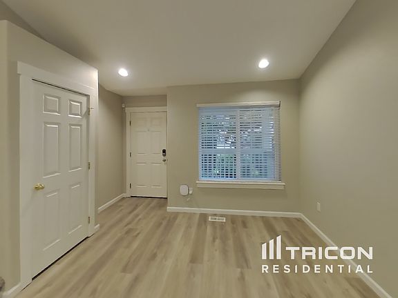 2nd image of 10026 2nd Pl SE