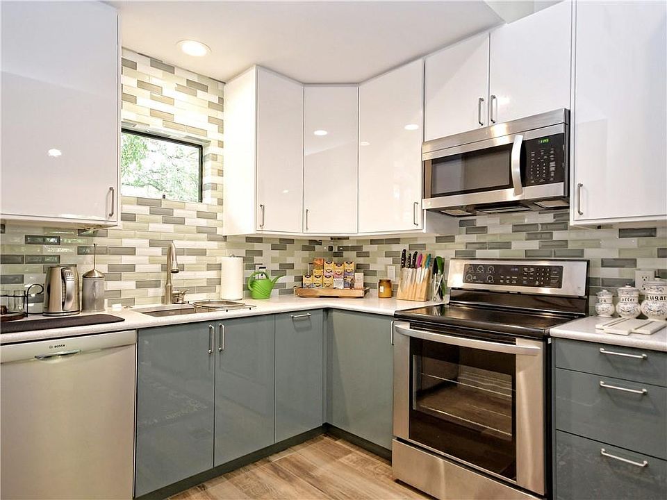 1st image of 1524 Piedmont Ave #B