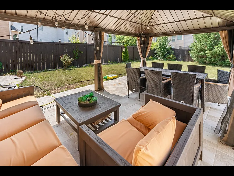 Austin Ridge Dr — Photo 10