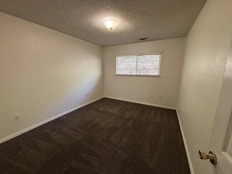 2930 Weswin Ct — Photo 10