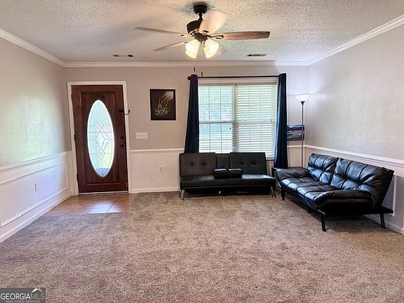 2nd image of 2422 Walden Way